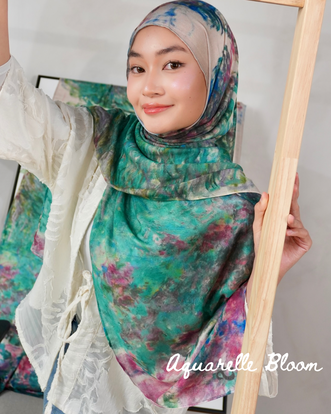 Aquarelle Bloom Signature Modal