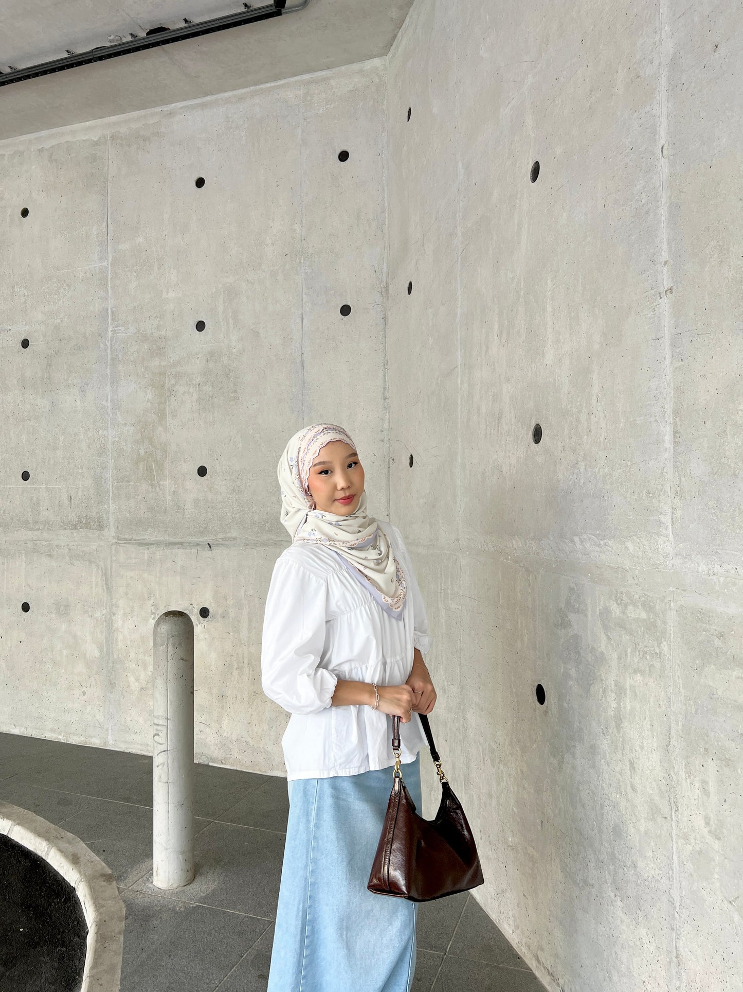 Whisper of Petals Sulam (6 in stock )