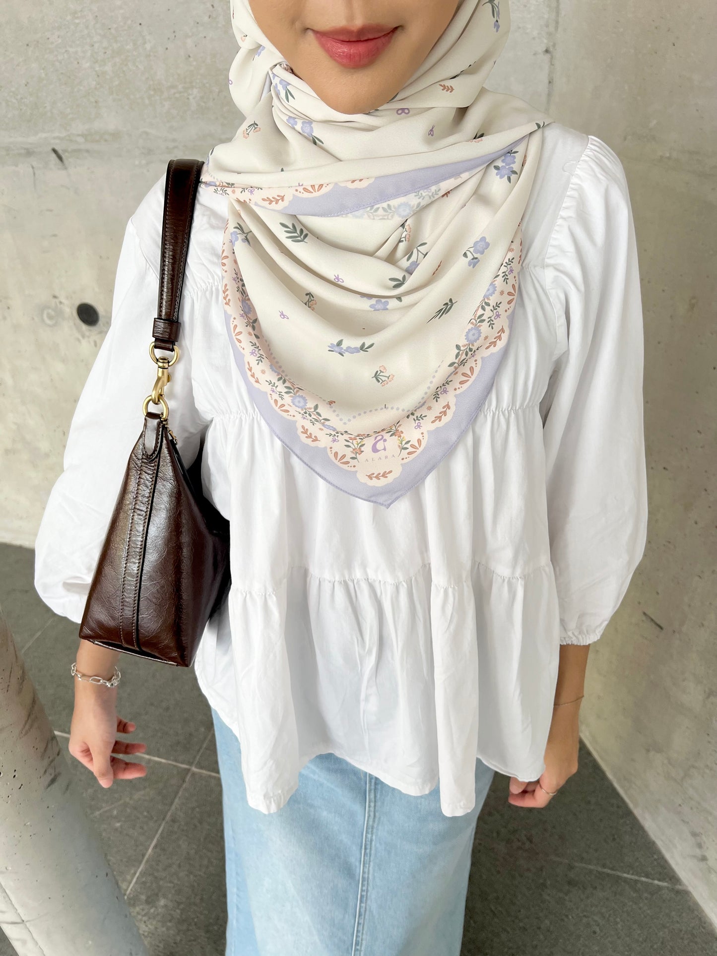 Whisper of Petals Sulam (6 in stock )