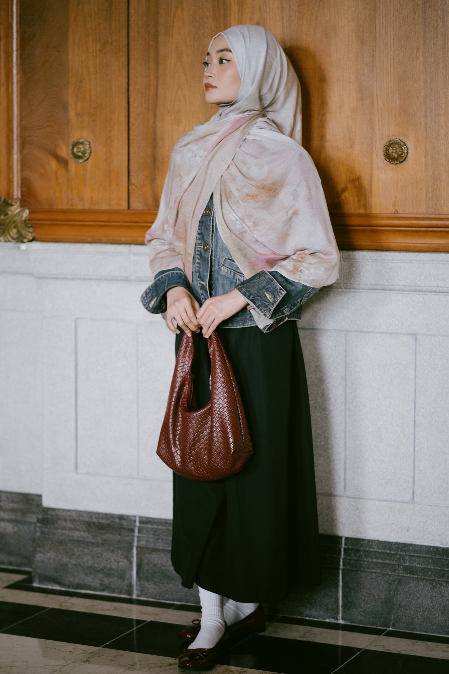 Aurelia Modal ( 19 in Stock)
