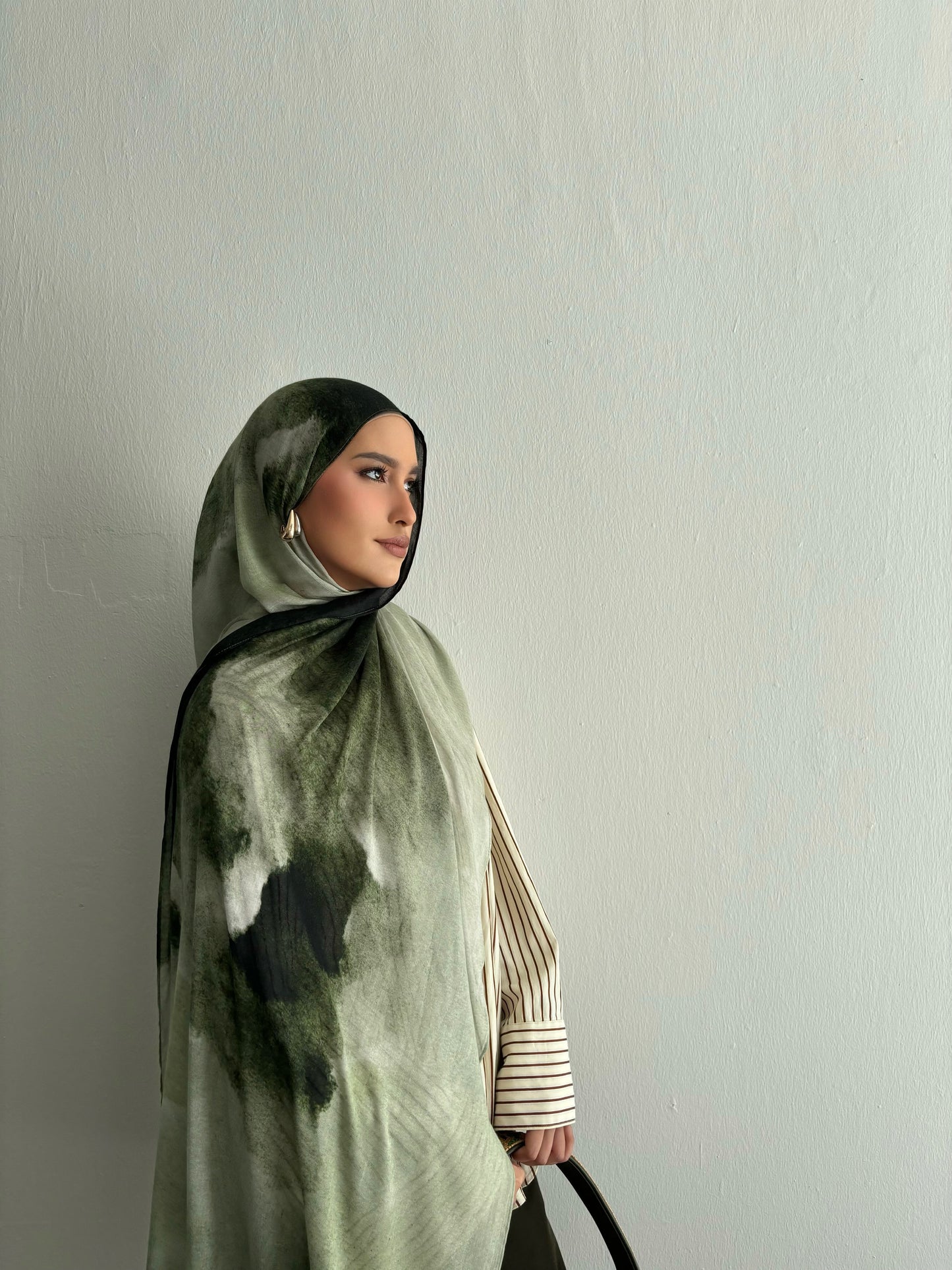 Elara Modal ( 10 in stock)