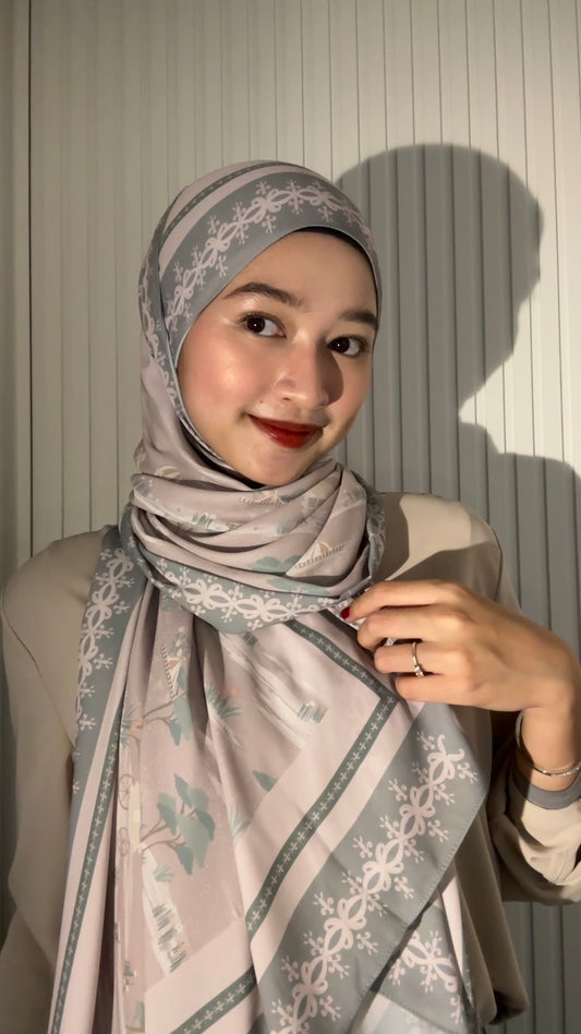 Royal Tiaras ( 8 in Stock )