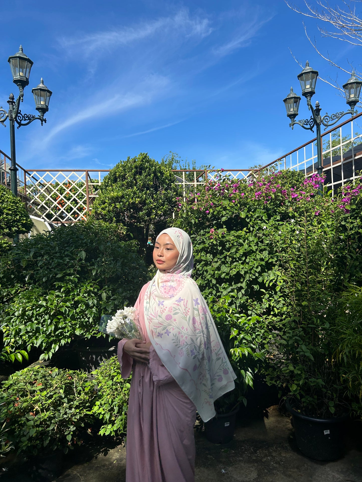 Cream Symphony Shawl
