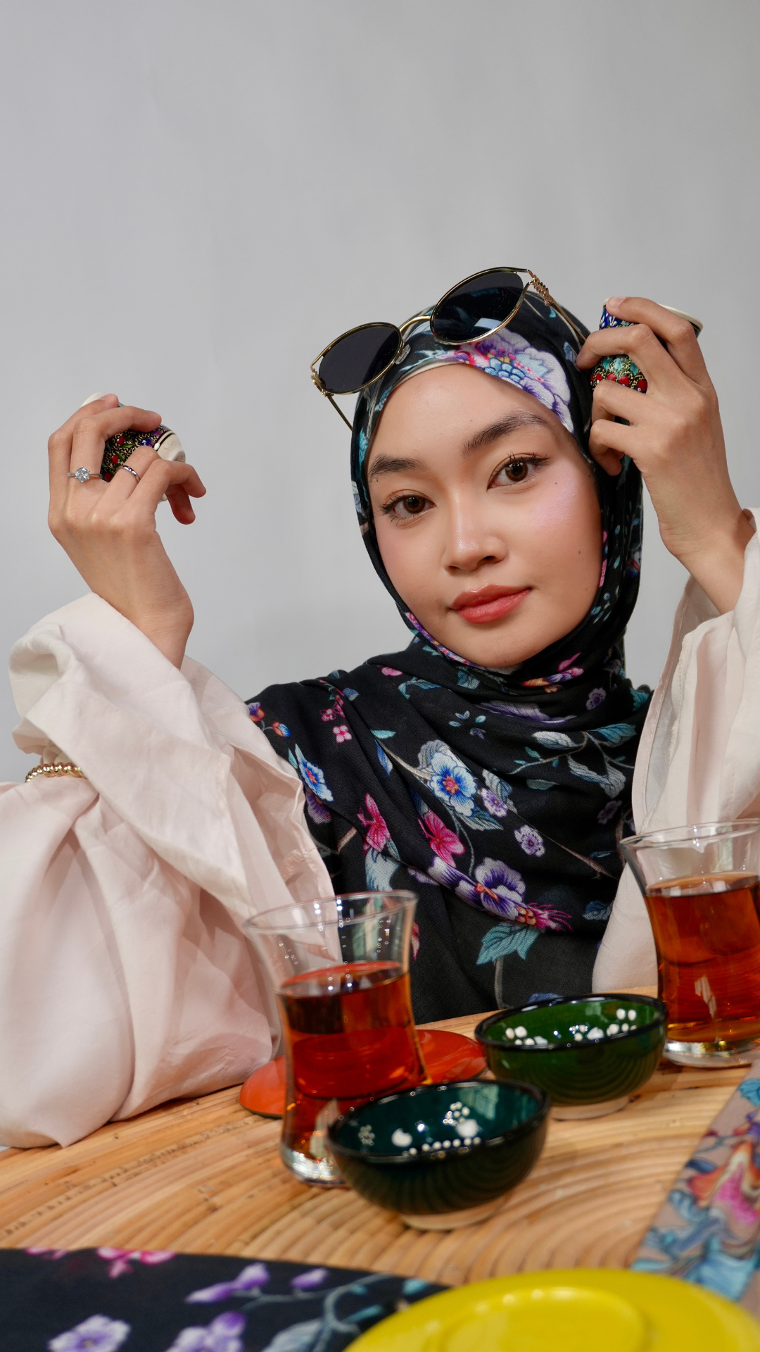 Shadow Poise Modal ( 20 in stock)